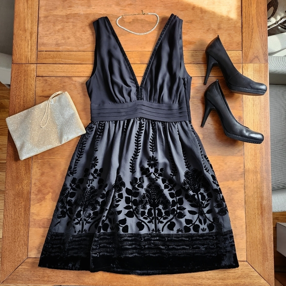 H&M Black Mini Dress with Velvet Floral Details Size 6 - Picture 1 of 8